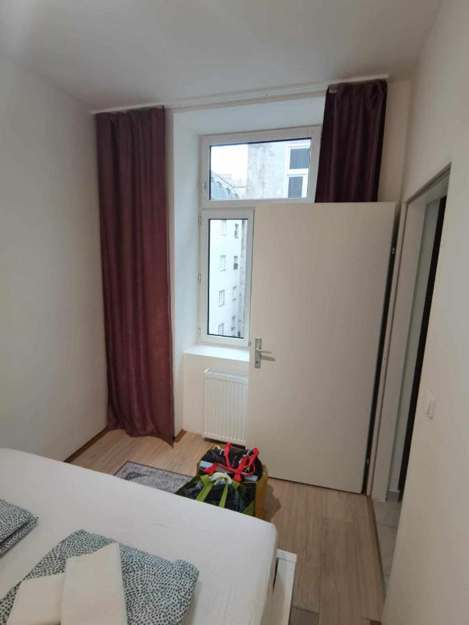 Central Apartment Metro 1 Min. 维也纳 外观 照片